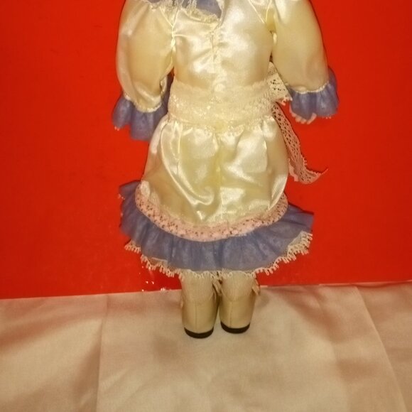 DANBURY MINT PORCELAIN MOTHER & DAUGHTER DOLLS CALLED " A MOTHER' LOVING TOUCH" - Picture 14 of 16